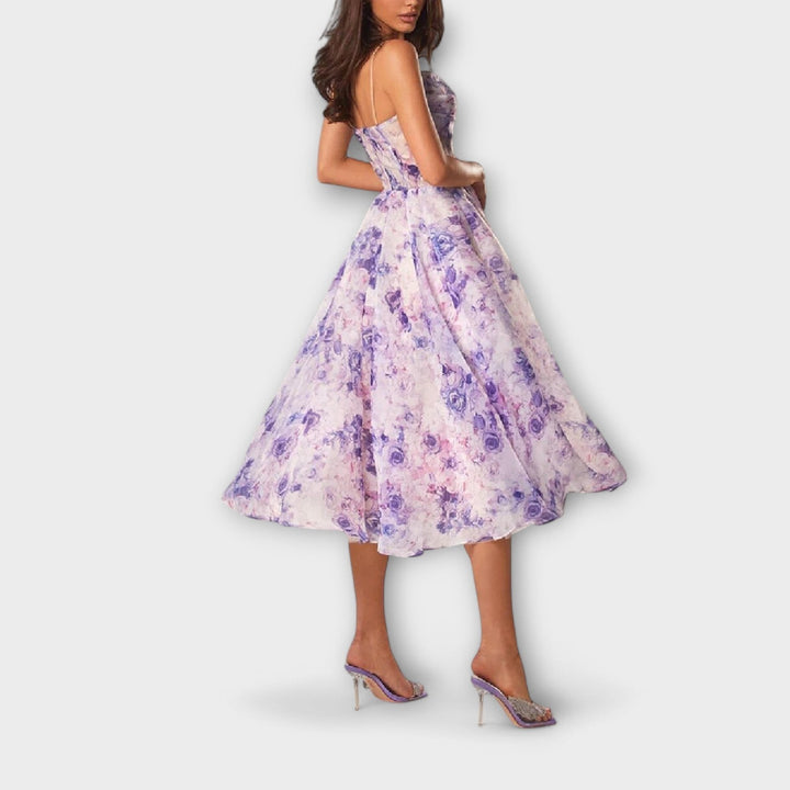 Carissa - Elegant Midi Kjole i Chiffon