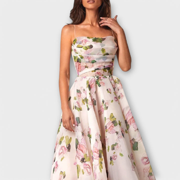 Carissa - Elegant Midi Kjole i Chiffon