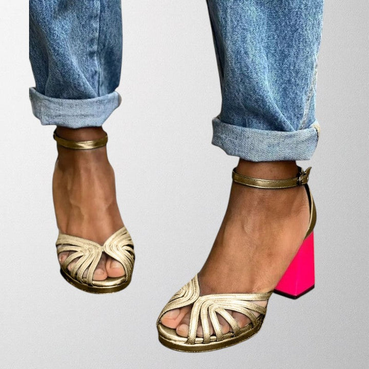Olivia - Klassiske sandaler med ankelrem og åbne tæer