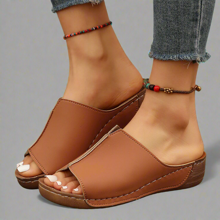 Noemi | Håndlavede Wedge Sandaler lavet af Premium Materialer