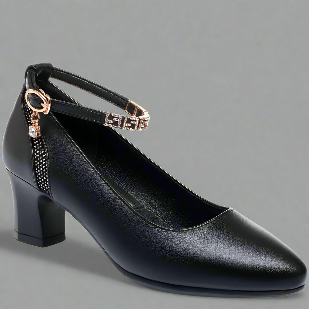 Zymara | Pumps i Premium Patentlæder til Din Kontorstil