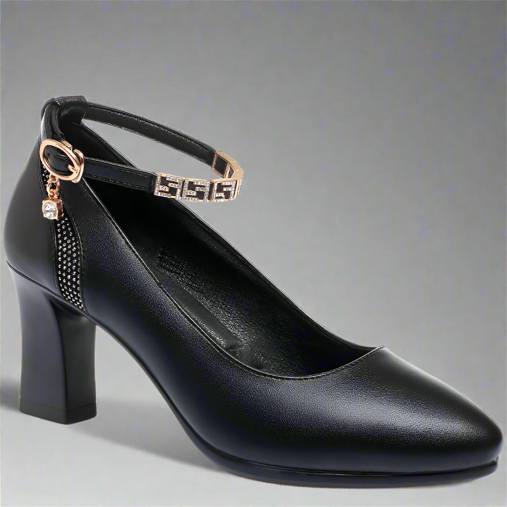 Zymara | Pumps i Premium Patentlæder til Din Kontorstil