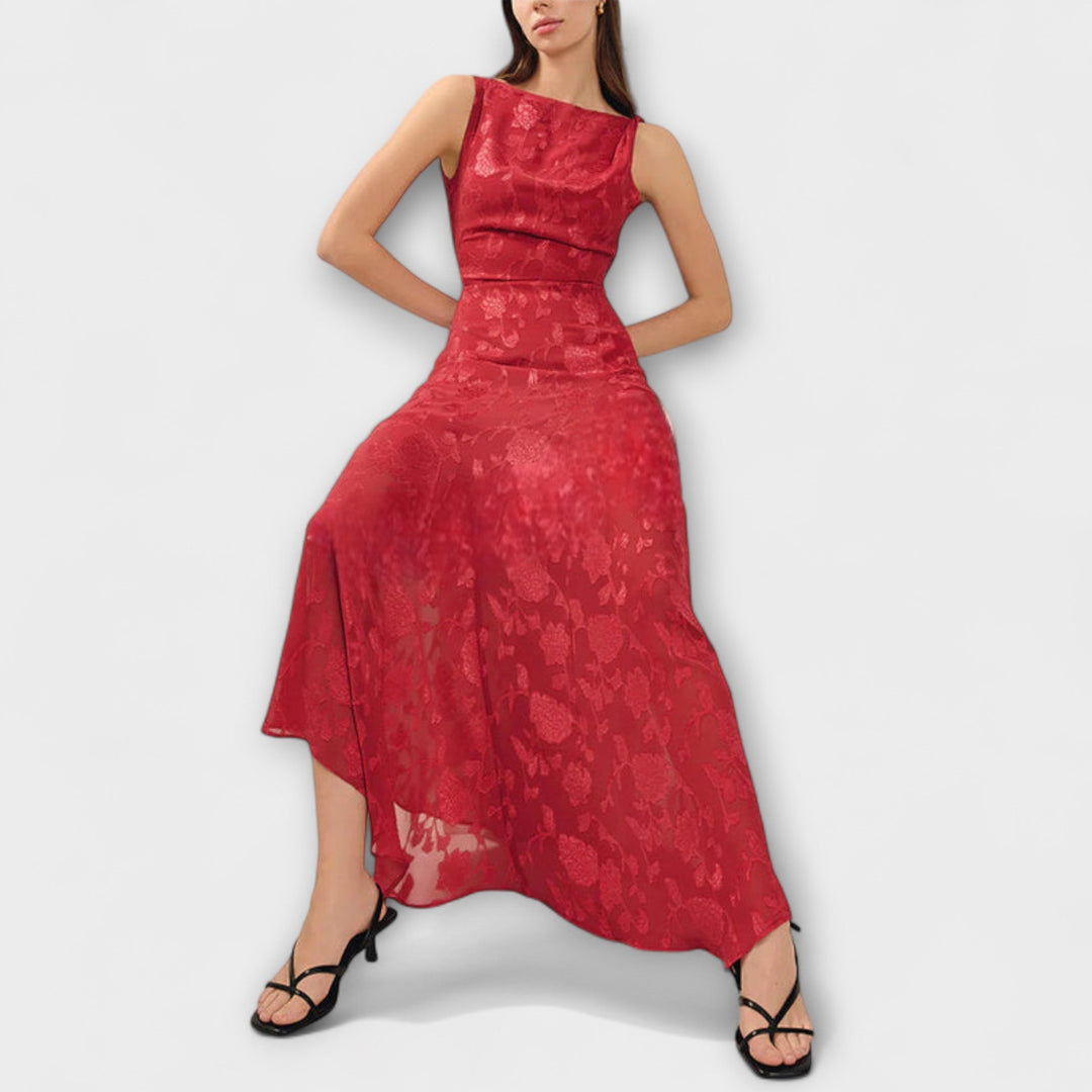 Samira - Elegant maxikjole i jacquard med rygudskæring