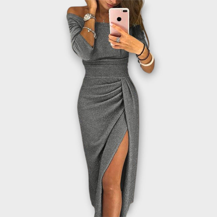Queenie - Elegant Off-Shoulder Kjole