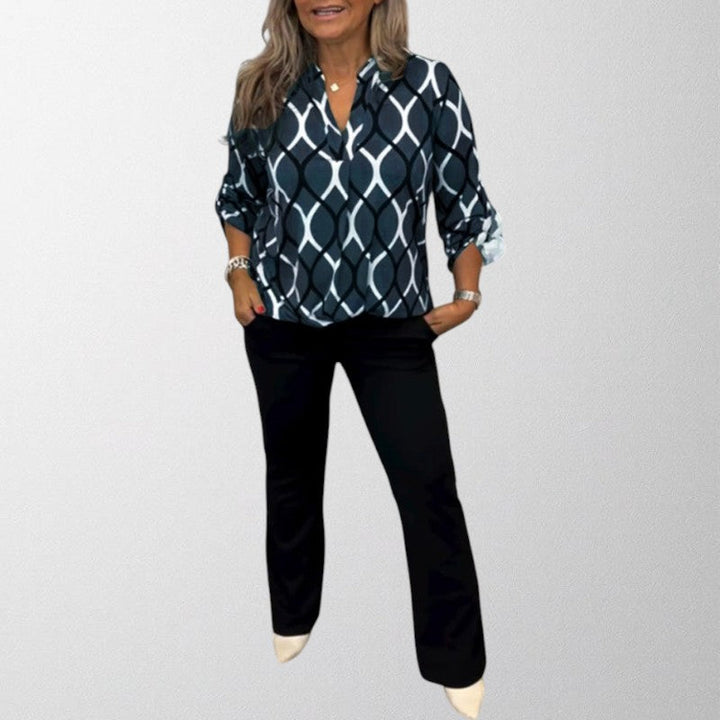 Olivia - Grafisk Print T-shirt
