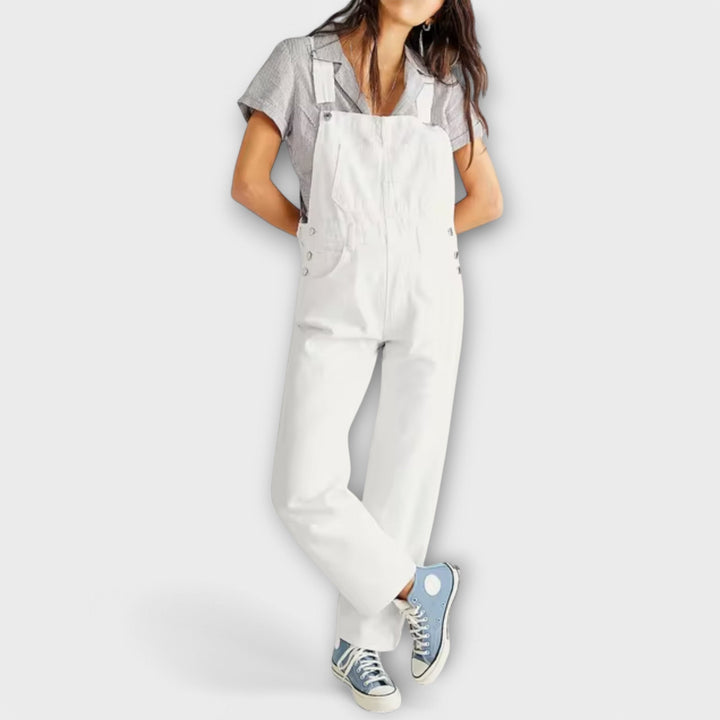 "Shaira - Løs Pasform Denim Overalls" can be rewritten in Danish as: "Shaira - Løs Pasform Denim Arbejdsbukser".