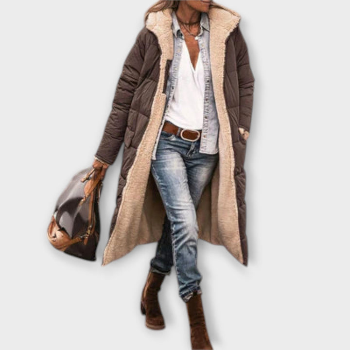 Kora – Behagelig Frakke med Faux Fur-foring