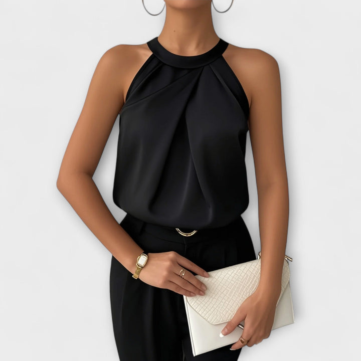 Skye - Elegant satinbluse med skåret design