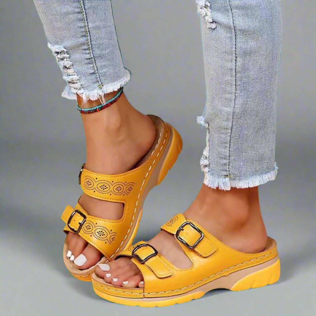 Dorothee | Wedge Sandaler med Dobbelt Rem – Komfortable og Stilfulde