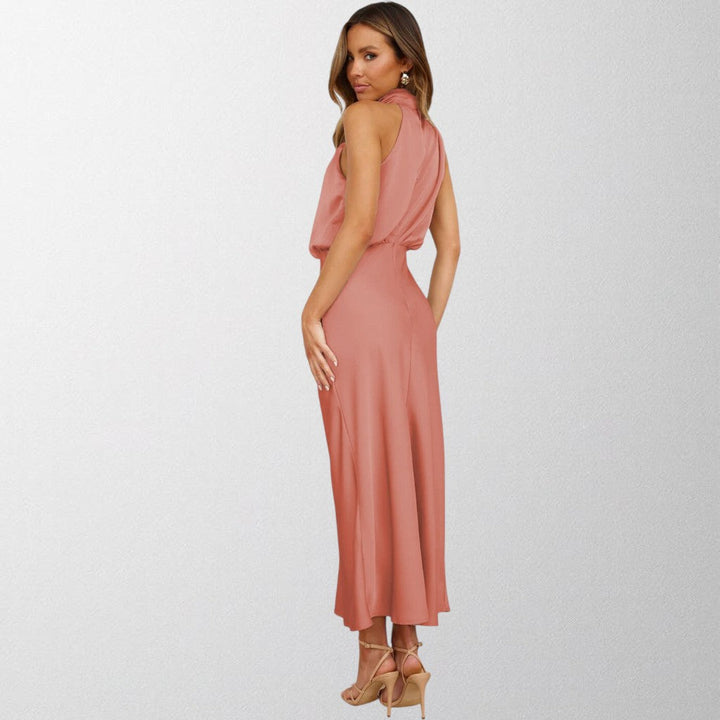Olivia - Tidøs Satin Halterneck Kjole