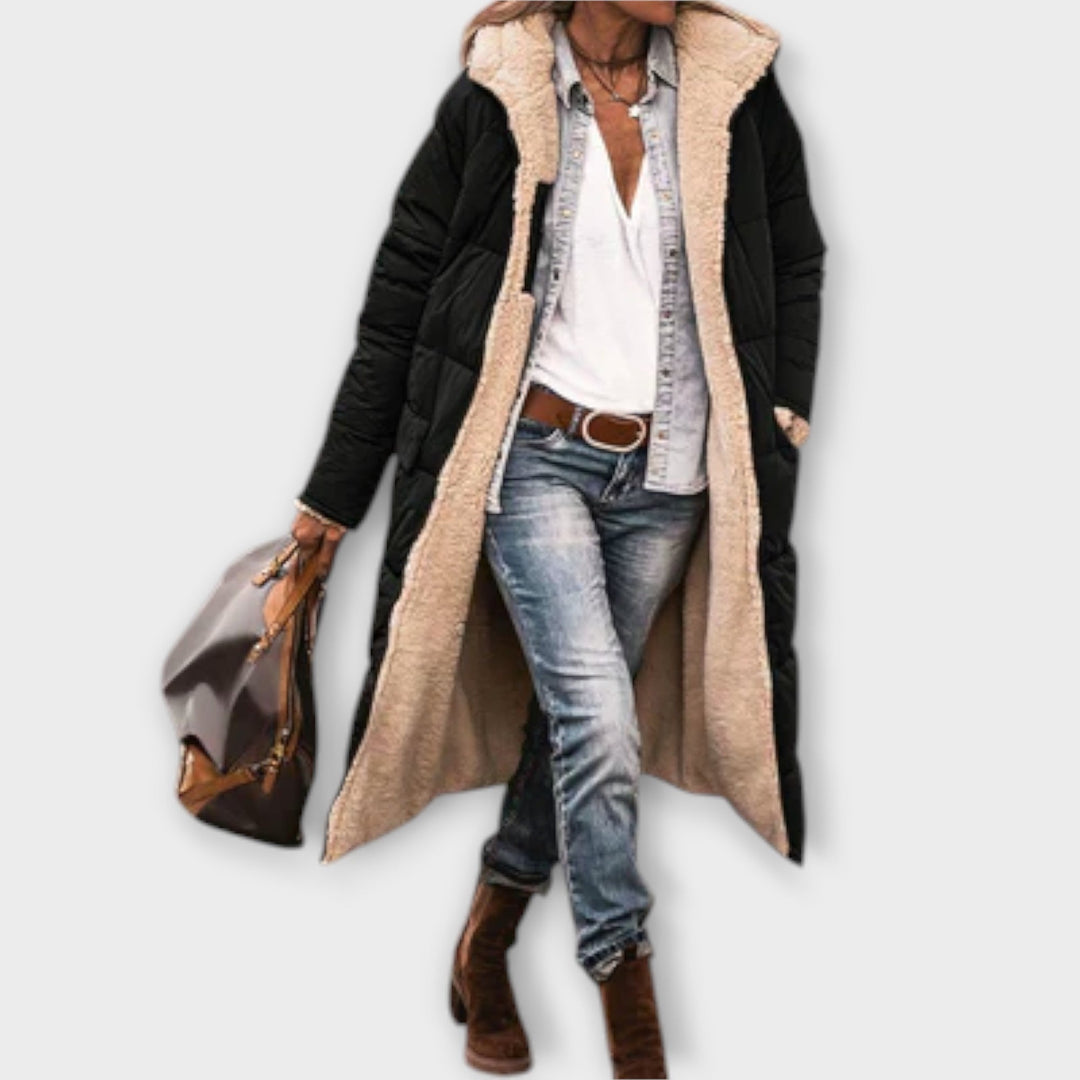 Kora – Behagelig Frakke med Faux Fur-foring