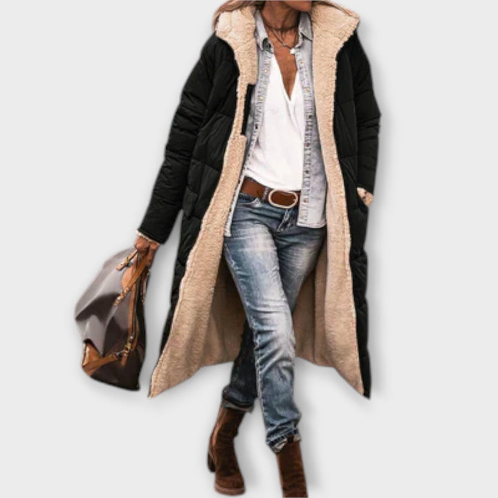 Kora – Behagelig Frakke med Faux Fur-foring