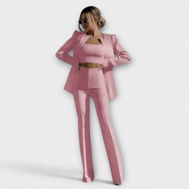 Selina – Stilfuldt Tre-delt Sæt (Blazer, Top, Bukser)