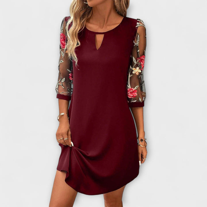 Livia - Robe Elegance Tidens Uforanderlighed