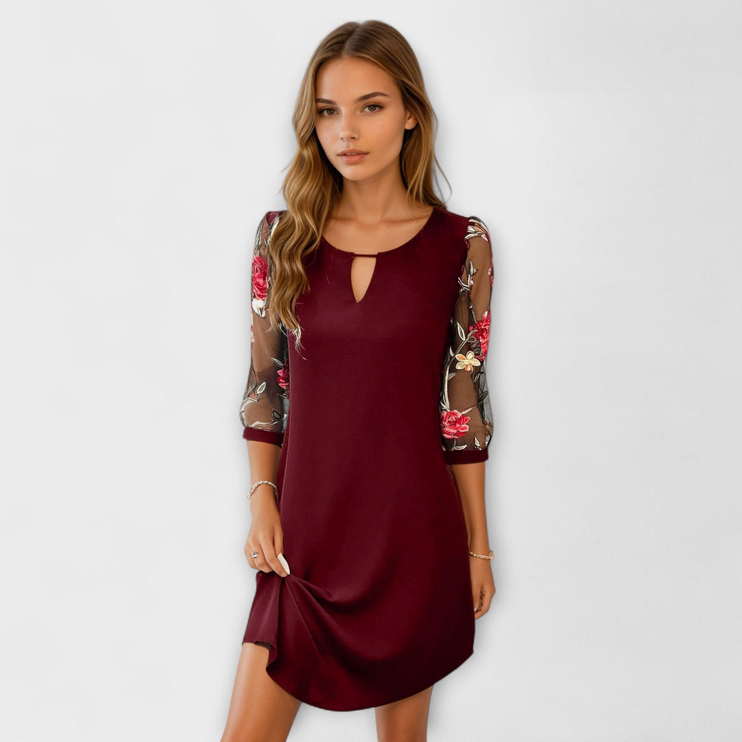 Livia - Robe Elegance Tidens Uforanderlighed