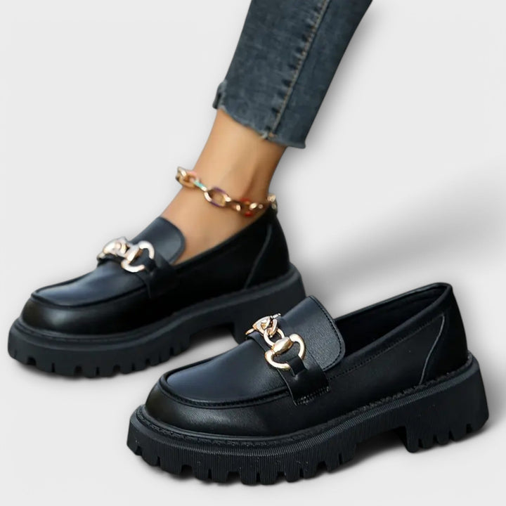 Virella – Trendy Kvindelige Platform Loafers med Spænde