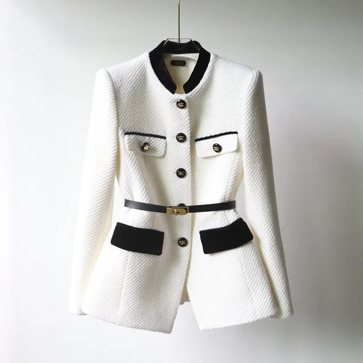 Beatrice Uldfrakke | Tidless Elegance