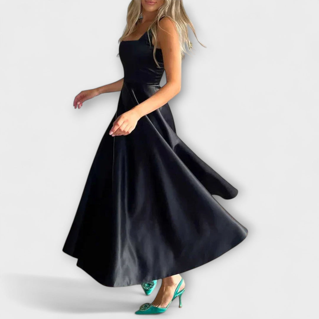 Selina – Elegant Midi Kjole
