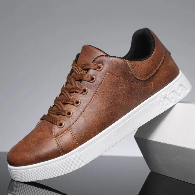 ASTOR CLASSIC – TIDLØSE HERRESKO | VANROSSEM™