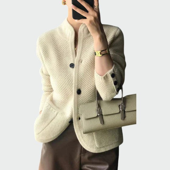 Hayden Claire - Elegant Cardigan med Knapper