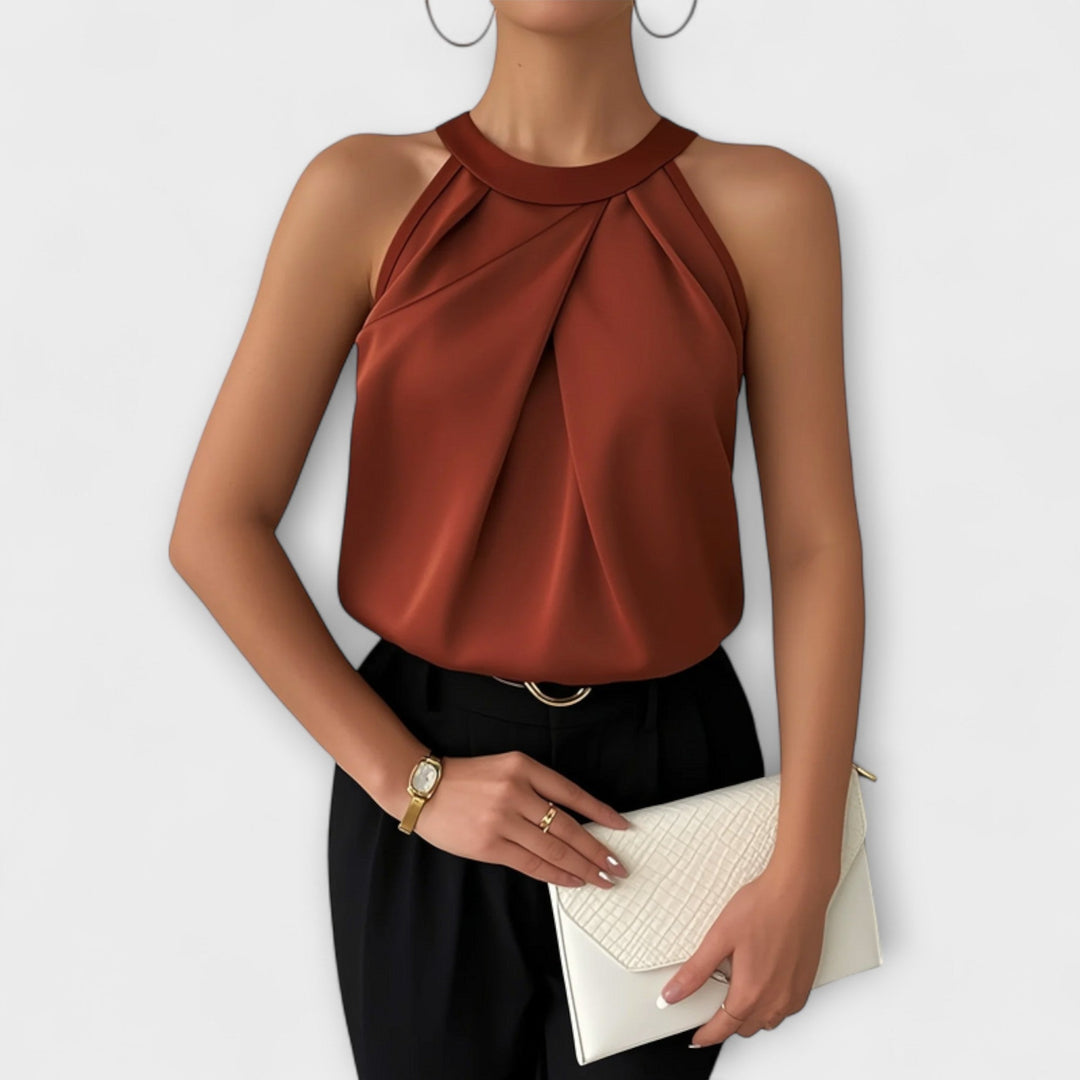 Skye - Elegant satinbluse med skåret design