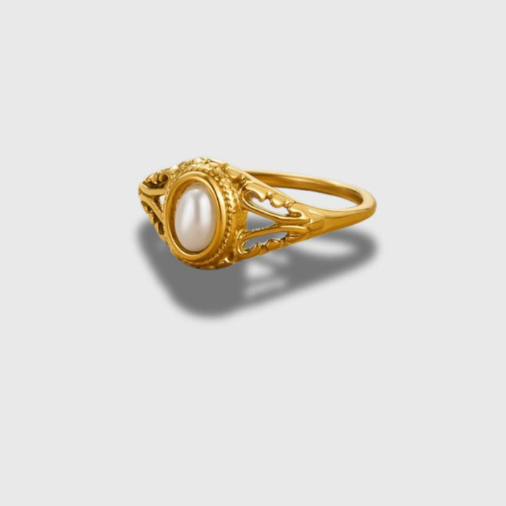 Vintage Royal Perlering