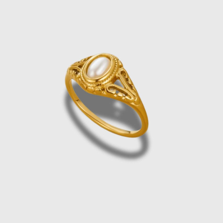 Vintage Royal Perlering