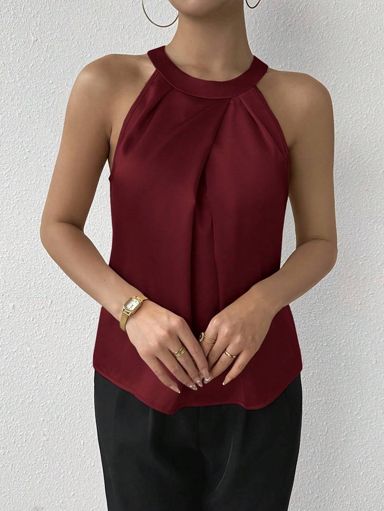Skye - Elegant satinbluse med skåret design