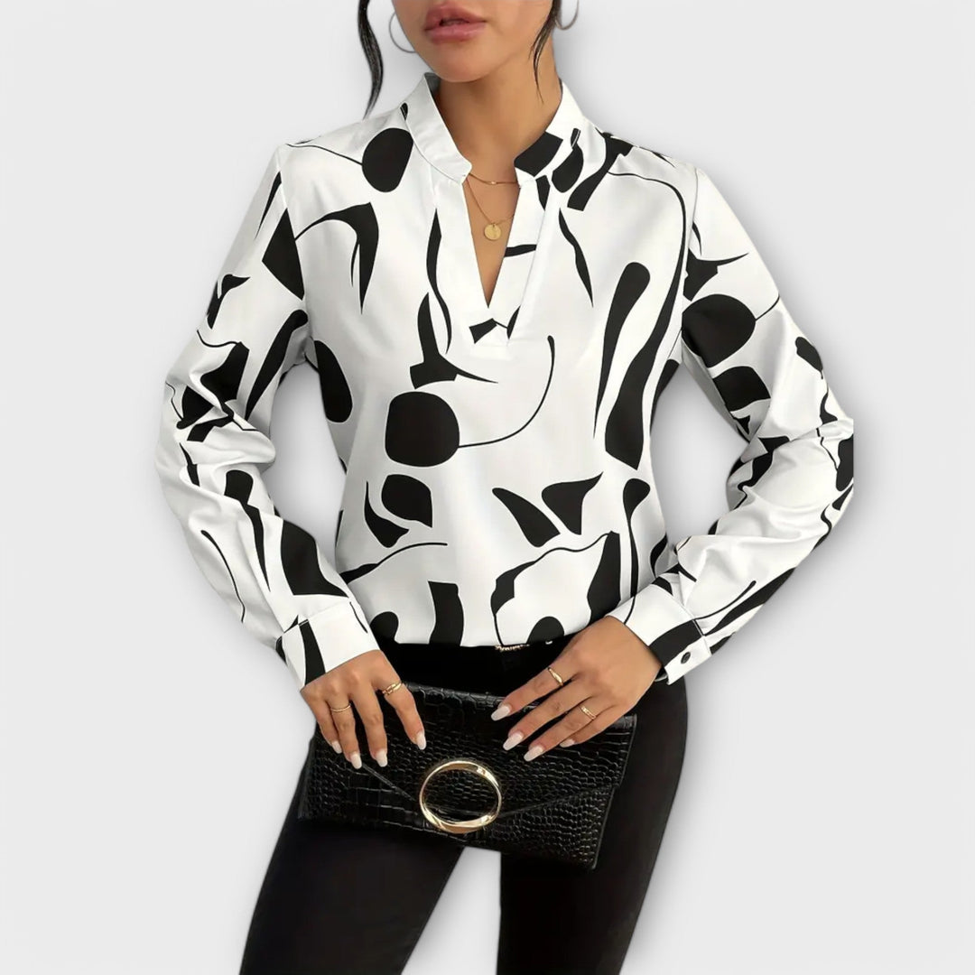 Elegant bluse med lange ærmer og V-hals
